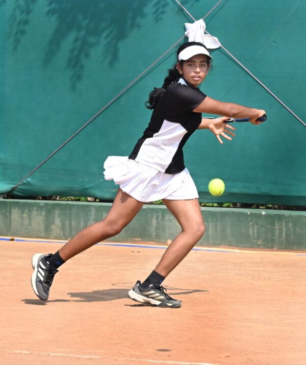 Photo of यूपी के ऋषि व सानिध्य के बीच बालक एकल की खिताबी टक्कर