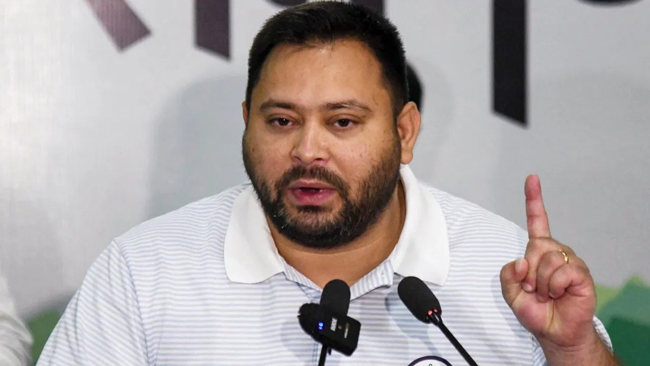 Photo of 20 महीने में 20 साल का बदलाव! तेजस्वी ने किया बड़ा दावा