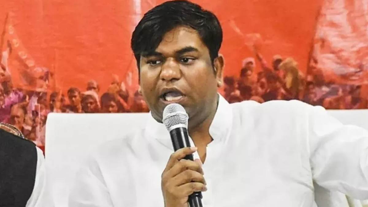 Photo of बिहार चुनाव 2025: मुकेश सहनी बोले — “जनता लोकतंत्र की असली मालिक, वोट समझदारी से दें”; सरकार बनी तो…