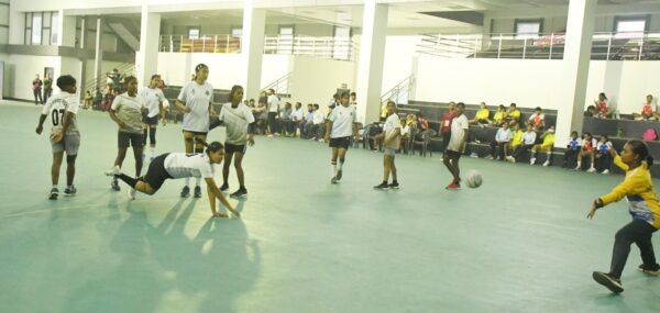 Photo of मेजबान लखनऊ मंडल सहित अयोध्या, गोरखपुर व वाराणसी सेमीफाइनल में