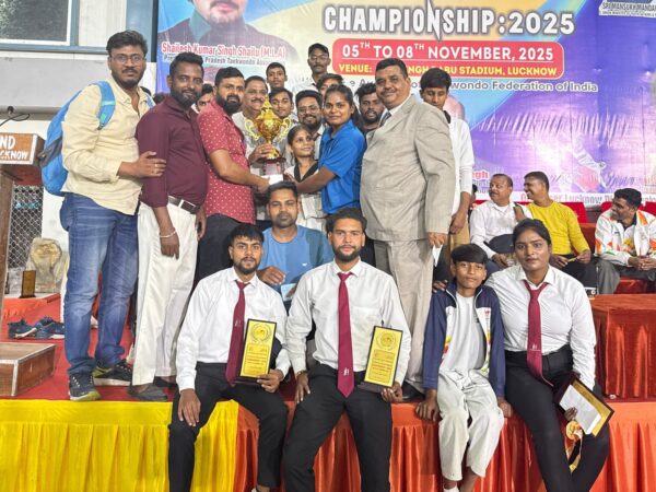 Photo of यूपी स्टेट सीनियर ताइक्वांडो चैंपियनशिप : लखनऊ के खिलाड़ियों का दबदबा,ओवरऑल चैंपियनशिप ट्रॉफी अपने नाम किया