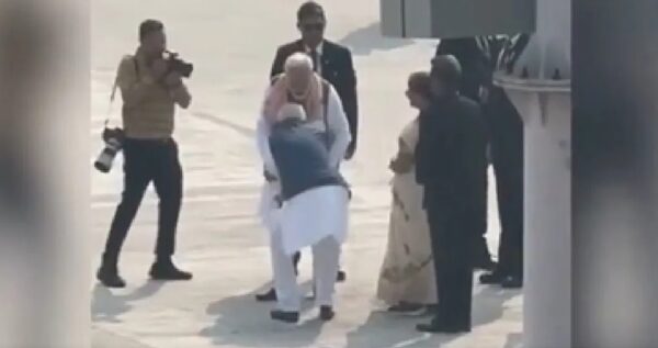Photo of शपथ ग्रहण के बाद CM नीतीश ने PM मोदी से लिया आशीर्वाद, RJD ने साझा किया VIDEO