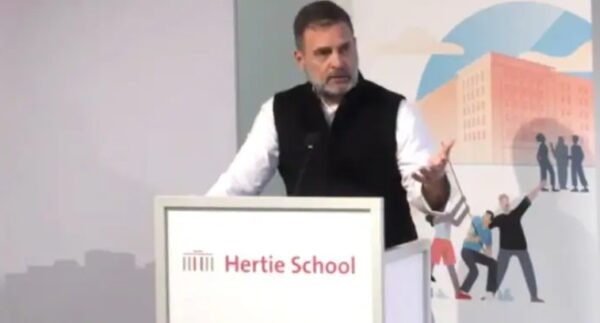 Photo of जर्मनी दौरे पर राहुल ने उठाए चुनावी निष्पक्षता और लोकतंत्र से जुड़े सवाल
