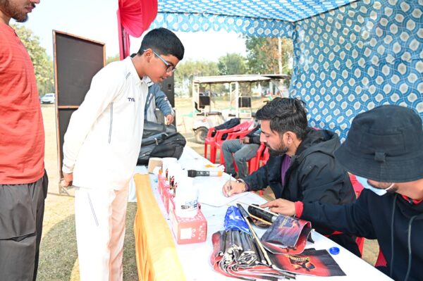 Photo of REPL लखनऊ चैलेंजर्स इवेंट का भव्य आयोजन, आर्यावर्त क्रिकेट अकादमी में दिखा क्रिकेट का जबरदस्त जुनून