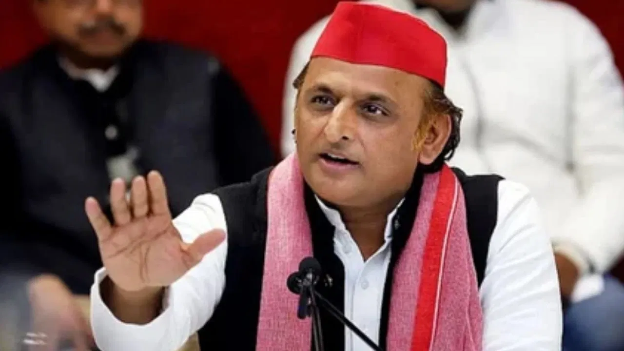 Photo of 2027 चुनाव से पहले सियासी संग्राम तेज, शंकराचार्य मामले पर अखिलेश का भाजपा पर हमला