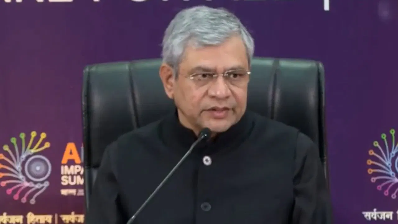 Photo of सोशल मीडिया पर उम्र की सीमा तय करने पर विचार, टेक कंपनियों से सरकार की चर्चा