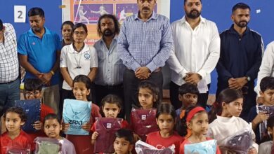 Photo of जिला स्तरीय तलवारबाजी प्रतियोगिता में मिनी स्टेडियम विनय खंड का दबदबा, खिलाड़ियों ने जीते 32 पदक