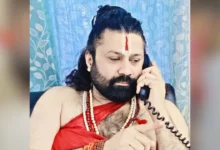 Photo of शंकराचार्य पर केस करने वाले आशुतोष ब्रह्मचारी पर हमला, रीवा एक्सप्रेस में धारदार हथियार से वार