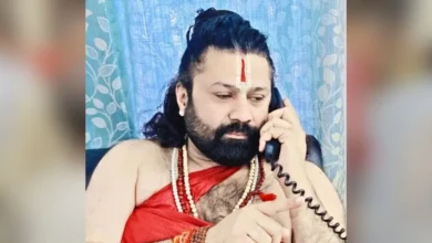 Photo of शंकराचार्य पर केस करने वाले आशुतोष ब्रह्मचारी पर हमला, रीवा एक्सप्रेस में धारदार हथियार से वार