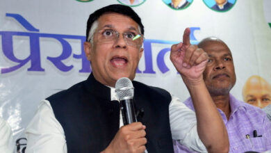 Photo of असम में सियासी घमासान: पवन खेड़ा के घर पहुंची पुलिस, जानें क्या लगा हाथ