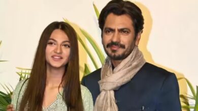 Photo of बेटी शोरा ने उड़ाया नवाजुद्दीन सिद्दीकी के डांस का मजाक, बोलीं- “डांस मत किया करो”