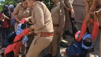 Photo of ‘1076 हाय-हाय’ के नारों से गूंजा लखनऊ, कर्मचारियों का उग्र प्रदर्शन