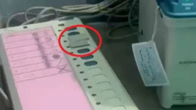 Photo of West Bengal Election 2026: फाल्टा में EVM पर टेप लगाने का आरोप, बूथ पर लाठीचार्ज से बढ़ा तनाव