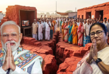 Photo of पश्चिम बंगाल चुनाव: दूसरे चरण में दोपहर 1 बजे तक 61.11% मतदान, हिंसा के बीच वोटरों की लंबी कतारें