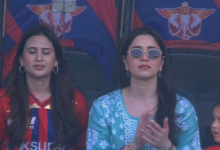 Photo of IPL 2026: “भाभी LSG की जर्सी में, तो ‘कुर्ती’ में क्या इशारा कर गईं सारा? इकाना के स्टैंड्स से वायरल तस्वीरों ने इंटरनेट पर मचाया गदर”