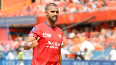 Photo of IPL 2026: क्या ‘आउट ऑफ फॉर्म’ निकोलस पूरन को प्लेइंग-11 से बाहर करेगा लखनऊ? आंकड़ों ने बढ़ाई टीम की टेंशन