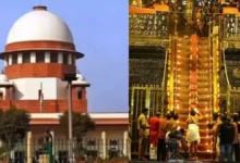 Photo of सबरीमाला केस: सुप्रीम कोर्ट में सुनवाई के दौरान वकील को फटकार, नौ जजों की बेंच ने जताई नाराजगी