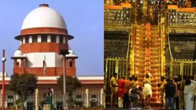 Photo of सबरीमाला केस: सुप्रीम कोर्ट में सुनवाई के दौरान वकील को फटकार, नौ जजों की बेंच ने जताई नाराजगी