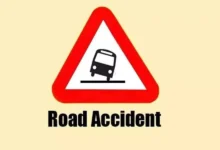 Photo of Lakhimpur Kheri Road Accident: ट्रक-मैजिक की आमने-सामने भिड़ंत, 9 की दर्दनाक मौत