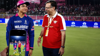 Photo of IPL 2026: LSG को कूटने वाले 15 साल के वैभव के फैन हुए संजीव गोयनका, पैर छूकर लिया आशीर्वाद; गावस्कर बोले- ‘अगली नीलामी में…!’