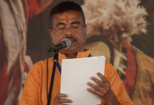 Photo of शुभेंदु अधिकारी ने ली पश्चिम बंगाल के मुख्यमंत्री पद की शपथ
