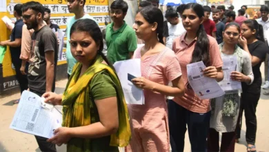 Photo of CUET UG 2026: परीक्षा में तकनीकी गड़बड़ी, कई केंद्रों पर देरी; NTA ने बढ़ाया अतिरिक्त समय