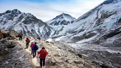 Photo of माउंट एवरेस्ट हादसा 2026: चढ़ाई के बाद दो भारतीय पर्वतारोहियों की मौत