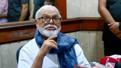Photo of राज्यसभा टिकट नहीं मिलने से बढ़ी नाराजगी, समर्थकों ने लगाए ‘साहेब निर्णय लीजिए’ पोस्टर