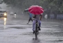 Photo of UP Weather Update: बारिश और तेज हवाओं से मिली राहत, 19 जिलों में ऑरेंज अलर्ट; 12 जिलों में ओलावृष्टि की चेतावनी