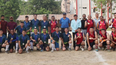 Photo of पेनल्टी स्ट्रोक में गोल से मध्य कमान ने जीती विजेता ट्रॉफी