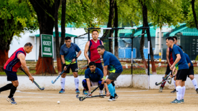 Photo of ऑफिसर्स सिक्स-ए-साइड हॉकी टूर्नामेंट : मध्य कमान मुख्यालय एवं सैदपुर ब्रिगेड ने जीत के साथ शुरू किया अभियान
