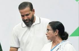 Photo of पश्चिम बंगाल: विधानसभा में विद्रोह के बाद TMC में सबसे बड़ा संकट, यूसुफ पठान का इस्तीफा देने से इनकार