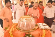 Photo of CM Yogi Birthday: हवन-यज्ञ, पौधारोपण और 54 किलो का लड्डू, यूपी भर में खास अंदाज में मनाया गया योगी आदित्यनाथ का जन्मदिन