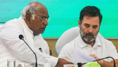Photo of राहुल-खरगे की लीडरशिप में चुनाव लड़ेगी कांग्रेस? रणनीति रिपोर्ट में संकेत