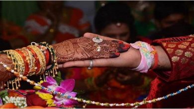 Photo of भारत में देर से शादी का दिखने लगा बड़ा असर! घट रहे बच्चे, बढ़ रही बुजुर्गों की आबादी; जानिए क्या कहते हैं आंकड़े