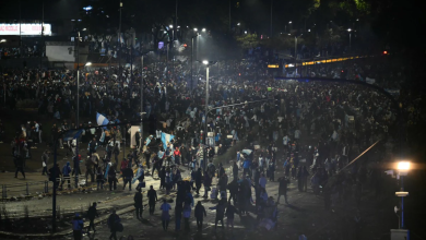 Photo of FIFA World Cup 2026: फाइनल में हार के बाद अर्जेंटीना में भीषण दंगा! पुलिस पर पथराव-आगजनी, मैदान पर भी भिड़े खिलाड़ी