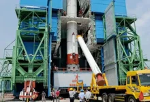 Photo of ISRO में बढ़े इस्तीफों से सरकार अलर्ट! वैज्ञानिकों के VRS पर नए सख्त नियम लागू