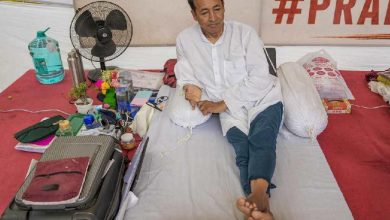 Photo of 19वें दिन भी जारी सोनम वांगचुक का अनशन, 9 किलो से ज्यादा घटा वजन